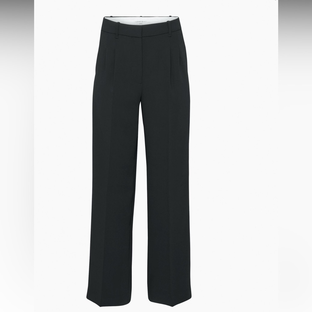 Aritzia / Wilfred - Effortless Pant - size 4
